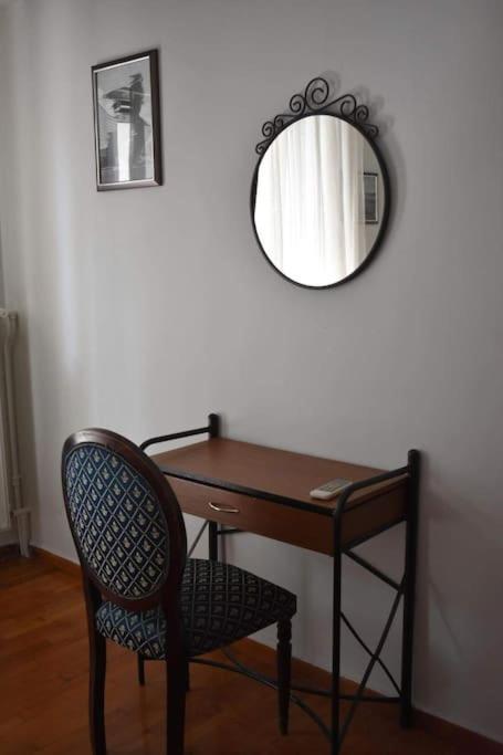 Central Apartment Aten Exteriör bild