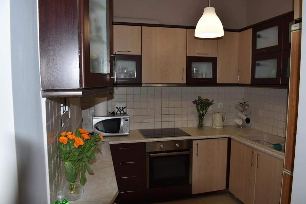 Central Apartment Aten Exteriör bild
